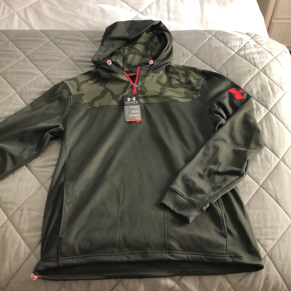 Under Armour Camo Sweatshirt